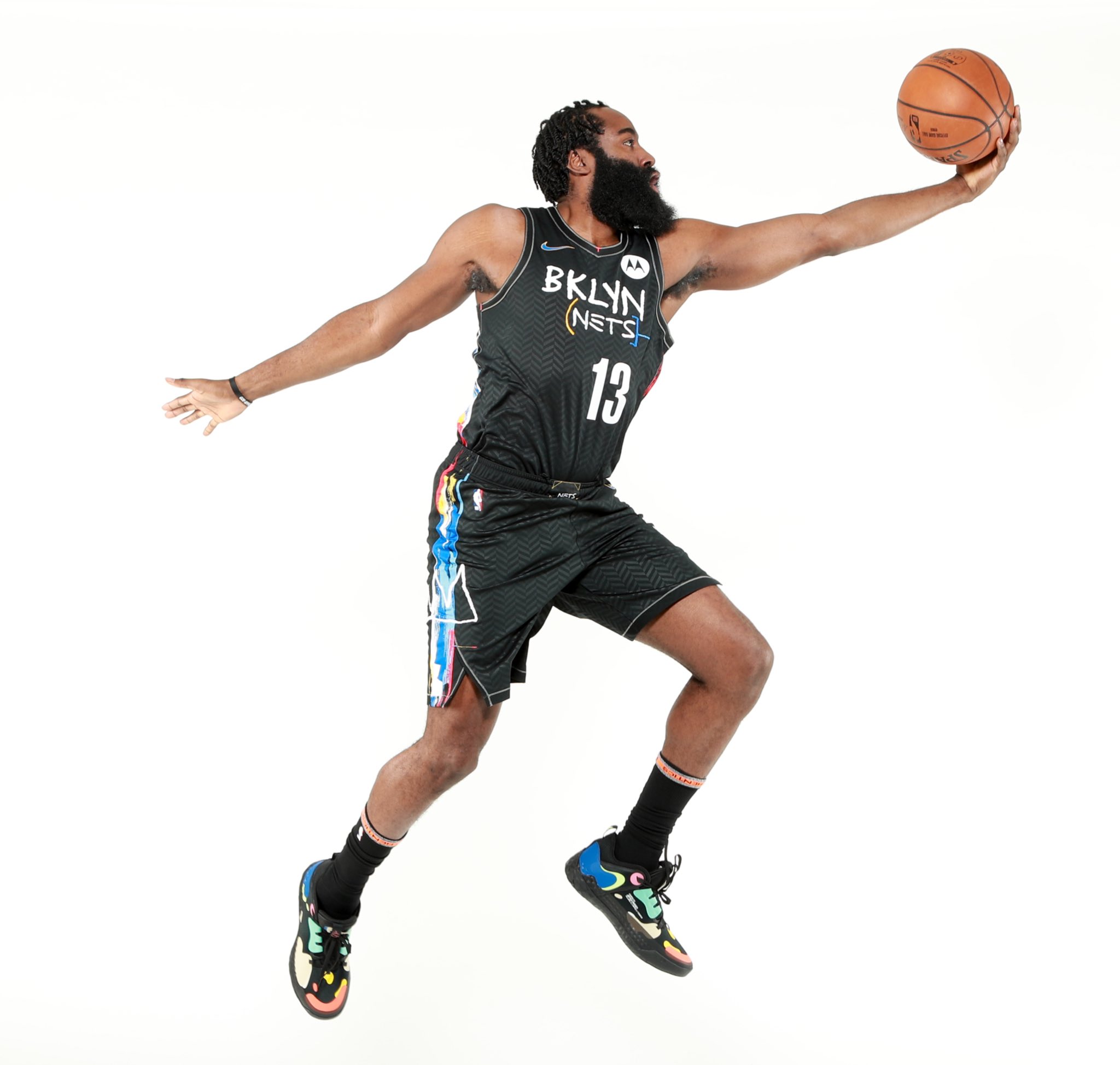 博主：广岛三箭主帅斯基伯目前并不存在去山东泰山的可能性（博主称：广岛三箭主帅斯基伯暂不可能执教山东泰山）