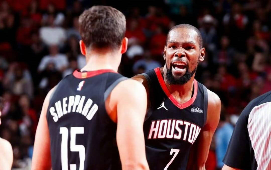 意媒：达米安复出时间推迟，预计要到明年年初才能重返赛场（意媒：达米安复出延后，预计明年年初回归赛场）