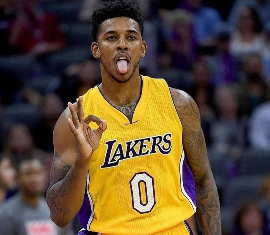 上海申花网红基力安姆巴佩在个人社交称：如果明天申...（申花网红基力安姆巴佩社媒发声：若明天申花…）