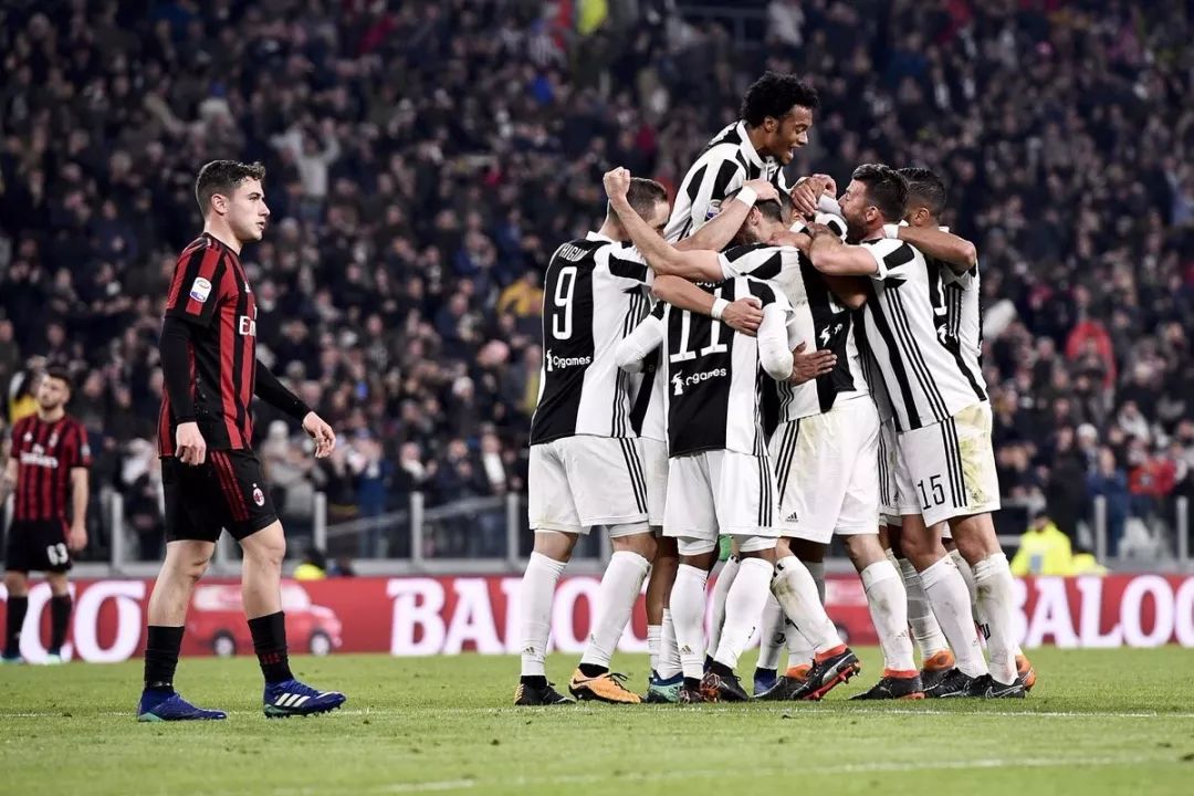 4次超越因扎吉，姆巴佩是欧冠客场戴帽次数最多的球员（姆巴佩4次欧冠客场戴帽，超越因扎吉成史上最多）