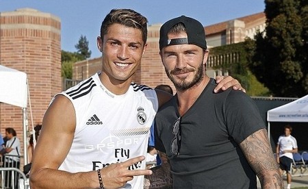 上场仅2分！拉文三分13中8爆砍42+6率队爆冷热火（上一战仅得2分！拉文三分13投8中轰42+6，率队爆冷击败热火）