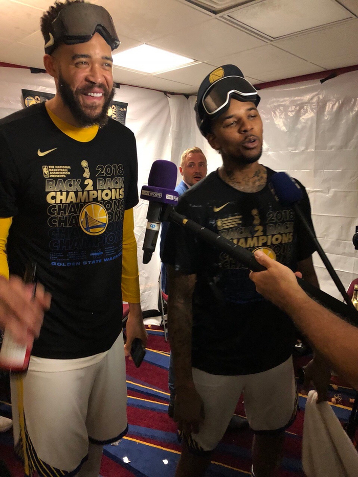 CBA球员最佳阵容提名：前三竞争激烈,（CBA最佳阵容候选出炉：三甲之争白热化）