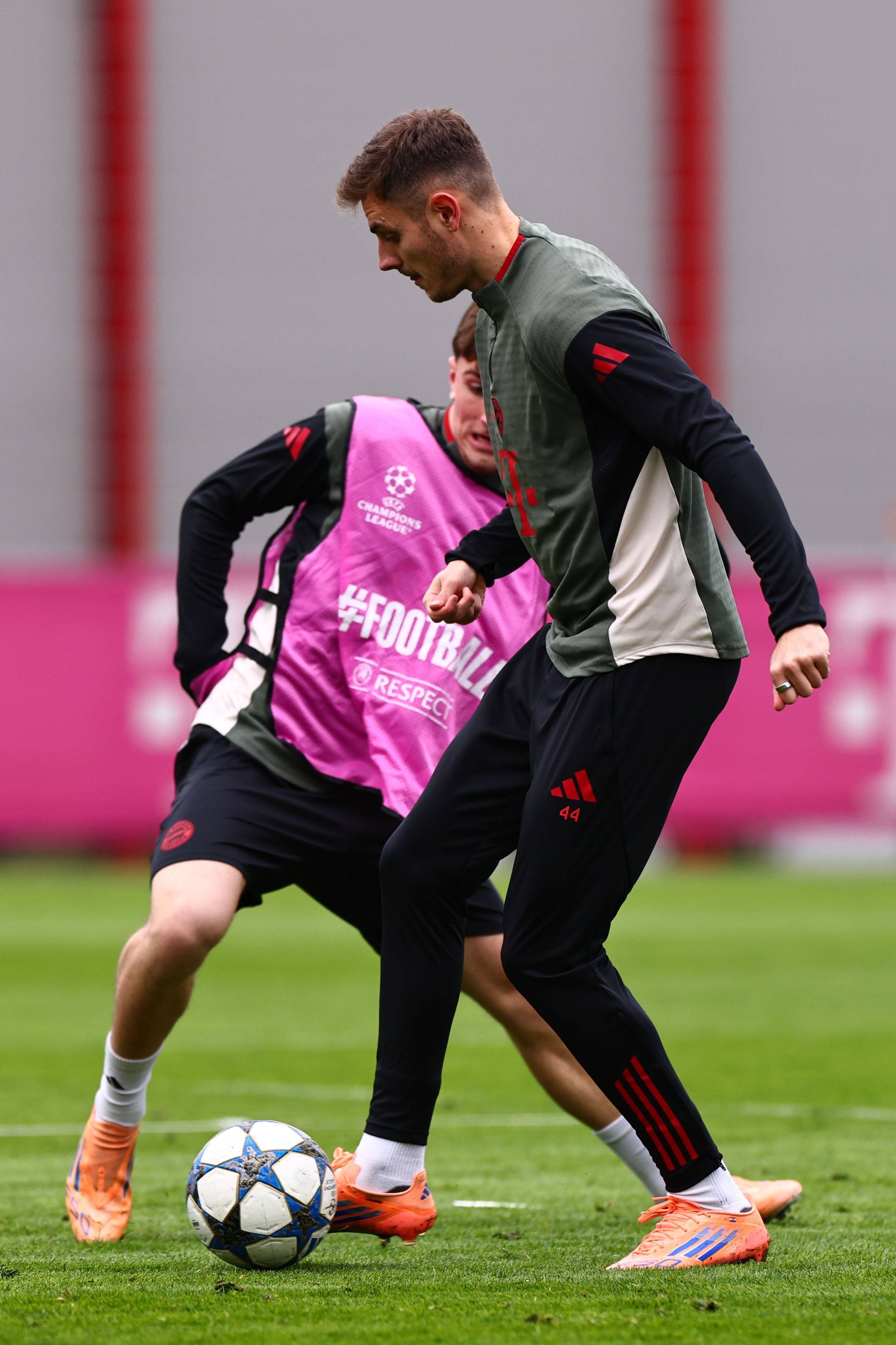 7分钟闪击，为那不勒斯自1989年以来意甲对尤文最快进球（开场7分钟破门，那不勒斯刷新自1989年来对尤文意甲最快进球纪录）